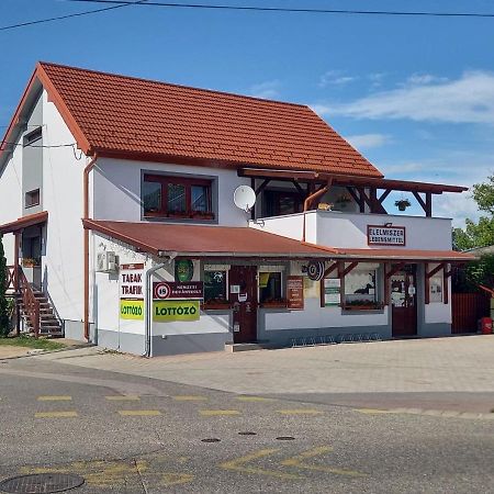 Apartament Kertesz Vendeghaz Hegykő Zewnętrze zdjęcie